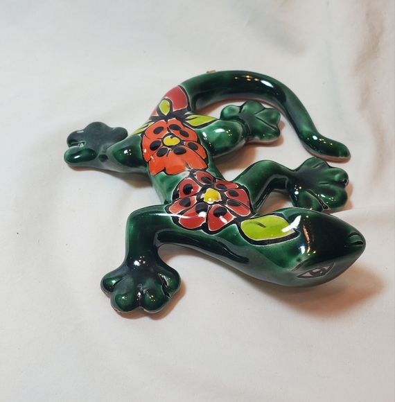 Mexican Talavera Pottery Gecko Lizard Hand Painted Porcelain Ceramic Figurine - Picture 6 of 9
